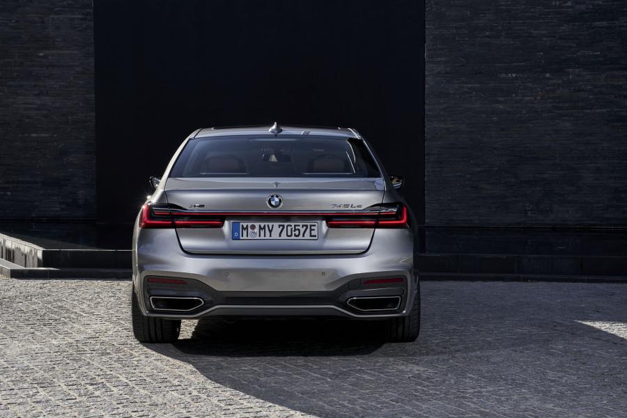  BMW 745Le xDrive M Sport (G12) 2019 года  (WW) (фото 12 из 103)